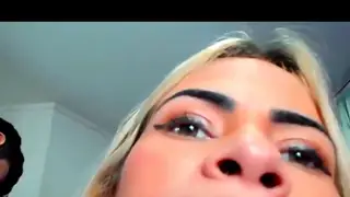 Colombian Amateur Stretched by Two Cocks in Double Penetration