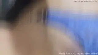 Arab MILF in Niqab Reaches Squirting Climax Solo