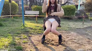 Asian Performer Gives Holiday Blowjob to Cumshot