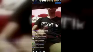 Amateur Guy Strokes to Quick Cumshot