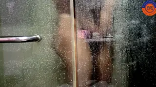 Asian Twinks Trade Blowjobs and Rimjobs in the Shower