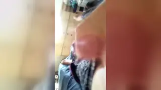 Amateur Guy Gets Off on Camera in a Homemade Clip