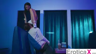 Brunette Waitress Enjoys Passionate Encounter at the Club