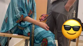 Indian Secretary Serves Boss in Club Washroom