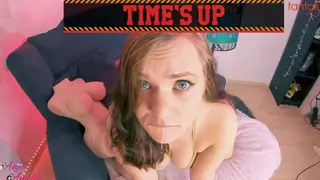 European Cosplay Parody Turns a Deadly Game Into Erotic Play