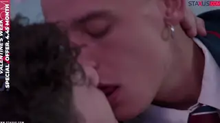 European Twink Roommates Explore First Romance in College