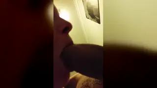 Amateur Pair Trade Oral Pleasure in a Quick Clip