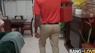 Petite Curvy MILF Kneels for POV Blowjob