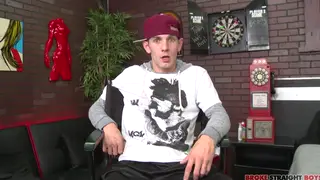 Muscular Jock Takes Bareback Anal After Blowjob