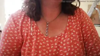 Amateur Performer Gives a Steady, Wet Blowjob