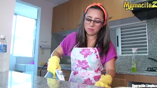 Curvy Latina Maid in Uniform Earns a Cumshot After a Blowjob