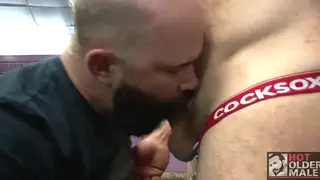 Hairy Bear and Chubby Partner Exchange Deep Blowjobs in Homemade Clip