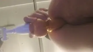 Solo Woman Rides Her Favorite Vibrating Toy to a Shaking Climax