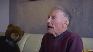Asian Women Service Older Man with Deep Oral and Swallow