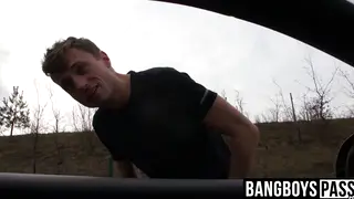 Teen Twink Takes Bareback Anal Outdoors for Cash
