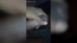 Black Solo Performer Pleasures Himself in Amateur Clip