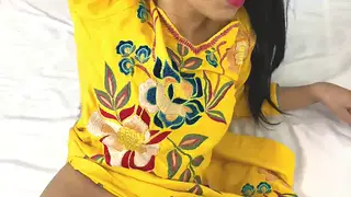 Voluptuous Indian MILF Shows Off Heavy Curves Solo
