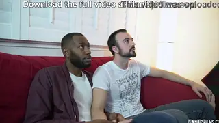Two Guys Share a Muscular Bottom in Interracial Threesome