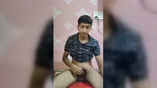 Indian Hunk Shows Off His Muscle in Vintage POV