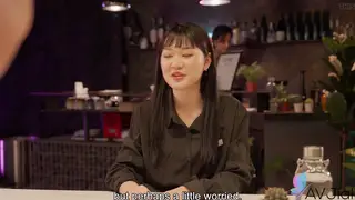 Petite Asian Waitress Fucks Boyfriend on Shift