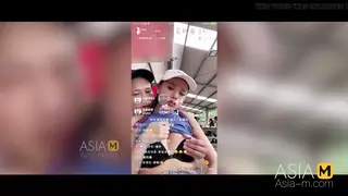 Asian Couple Fucks Doggystyle Outdoors on Webcam