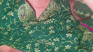 Indian Housewife Cheats With Her Lover
