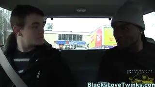 Amateur Rider Takes Ebony Length in Interracial Ride