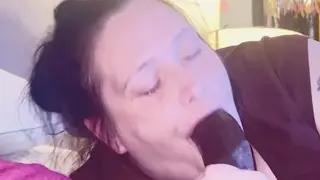 Curvy Mature Woman Deepthroats BBC in Amateur Clip
