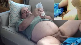 Hairy Bear Uses a Toy for His First Climax in Days