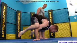 Muscular Jock Gives Blowjob to Thick Stud