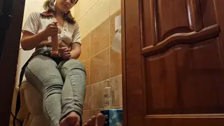 European Wife Pegs Husband on Toilet Floor