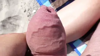 Amateur Couple Risks Public Blowjob and Cumshot on Beach Tits