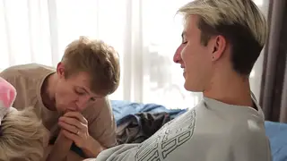Two Hung Students Stretch Cute Twink in Bareback Threesome