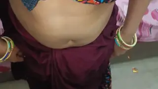 Indian BBW Cheats on Husband with Stepbrother in Homemade Clip