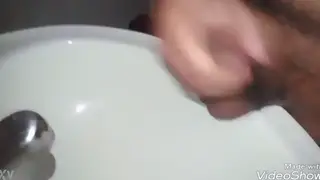 Chubby Bear Strokes to a Thick Release