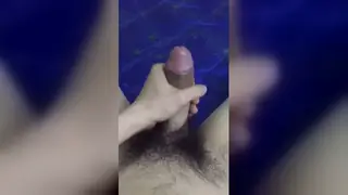 Solo Guy Jerks His Big Dick to Release