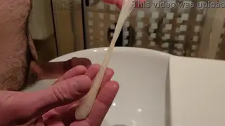 European Amateur Fills Used Condom With Hot Piss