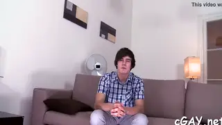Amateur Guy Strokes His Big Rod to Climax