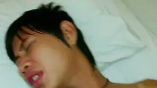 Asian Twink Takes a Blowjob Before Deep Fisting