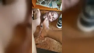 Foot Lover Worships Toes in Close-Up Fetish Clip