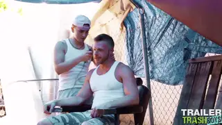 Muscular Hunk Takes a Raw Bareback Ride Outdoors