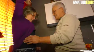 Curvy German MILF Cheats with the Neighbour