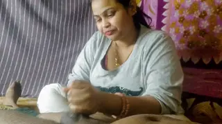 Indian Couple Shares an Intimate Amateur Night