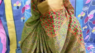 Asian Teen Experiences First Time with Indian Bhabhi