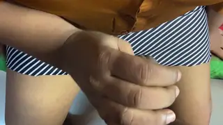 Indian MILF Takes Anal and Squirts in Stockings