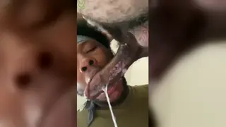 Mature Daddy Takes a Sloppy Deepthroat and Facial While Gaming