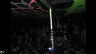 Amateur Guy Works a Squeegee in Short Clip