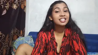Indian Teen Gives a Steamy Blowjob in the Kitchen