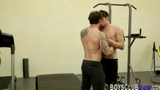 Amateur Studs Feast on Each Other Bareback