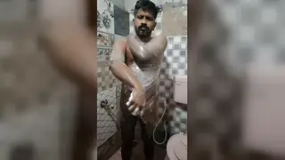 Muscular Indian Solo Performer Reaches Creampie Climax in Bathroom